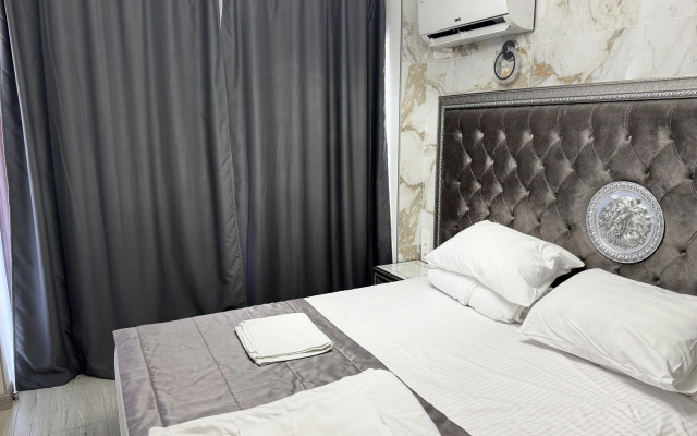 3-Kh Mestnye u Chernogo Morya Lenina 219/5 Apartments