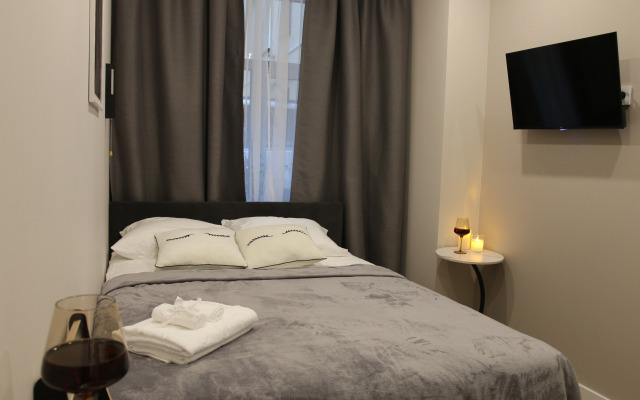 Komfortnie Svetlie Apartment