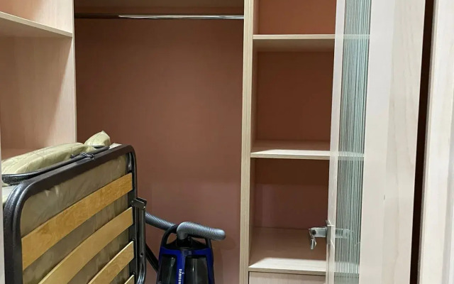 164 Na Krymskoy 89 Apartments