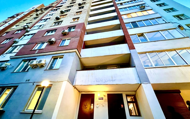 Uyutnaya Kvartira Na Ul.nikitinskaya 30 Flat