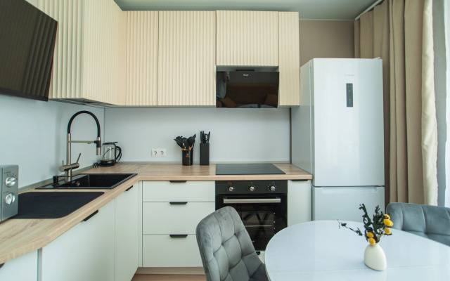 Prostornaya S Bolshim Kolichestvom Spalnykh Mest Flat