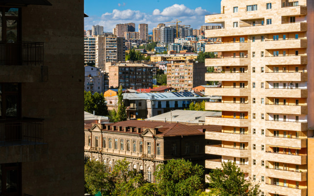 KeyGo #0099, 1 Bedroom, Balcony, Near National Gallery Apartments
