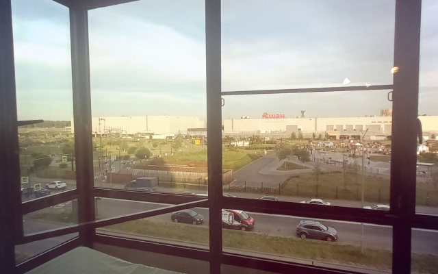 U Tyomycha Mega Dybenko Flat