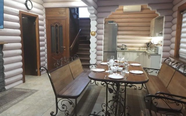 S Baney U Ozera Private House