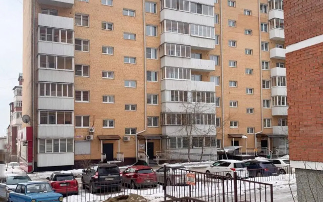 ZHivite v centre Evrodvushka do 5 chelovek v shage ot zhd vokzala i ploshchadi Flat