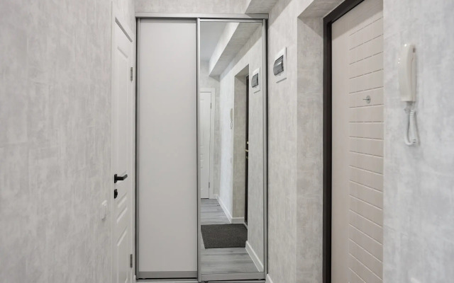 Yevrodvukhkomnatnaya Kvartira v Zhk Karavella Portugalii Flat