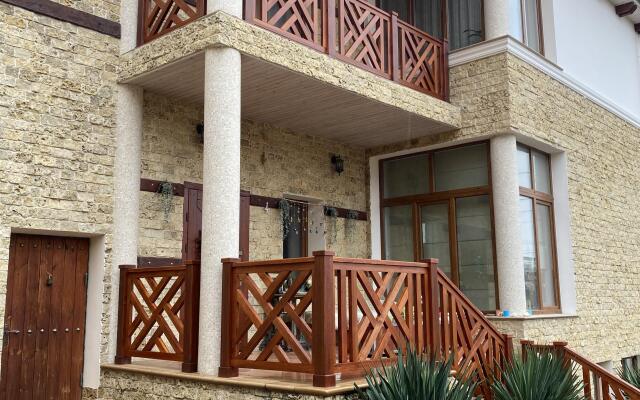 Rahil Guest House