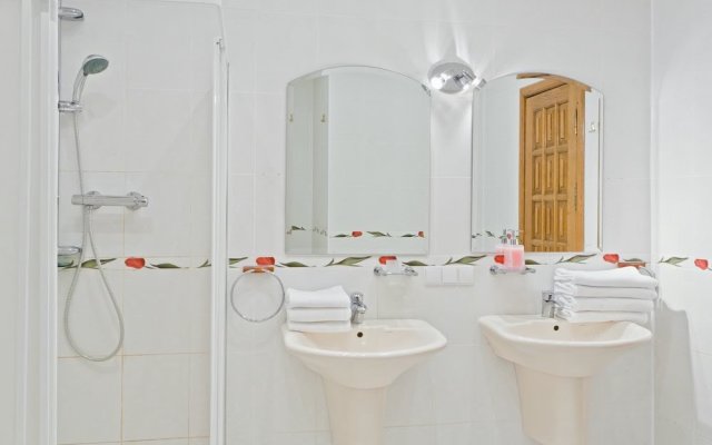 VIP Kvartira Na Kirova Apartments