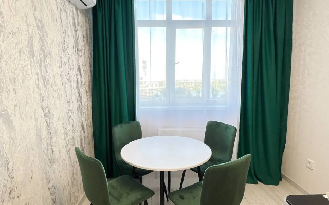 S Vidom Na Reku Flat