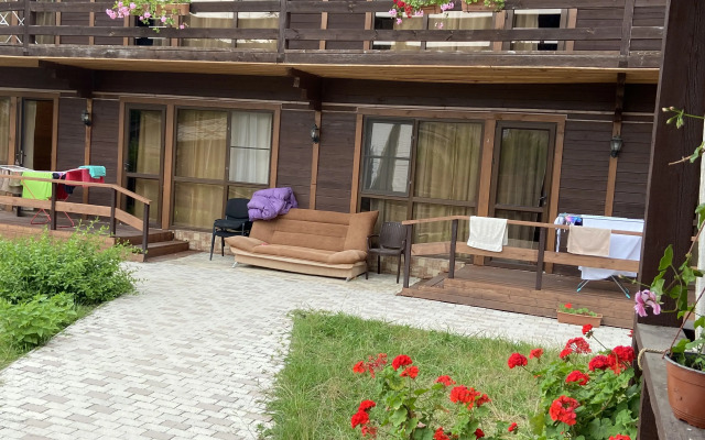 Oskar Guest House