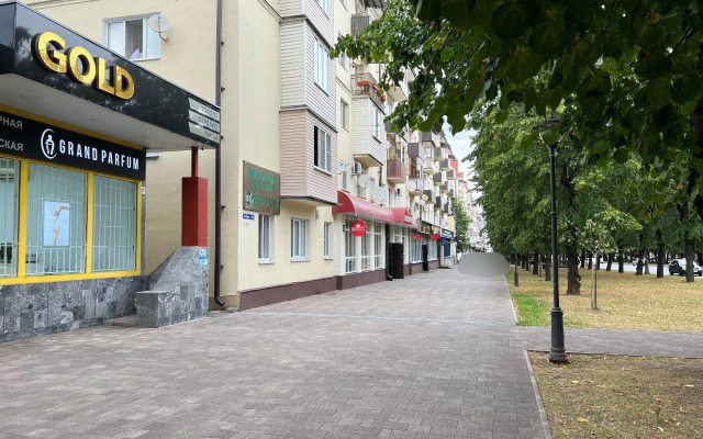 Na Prospekte Lenina Flat