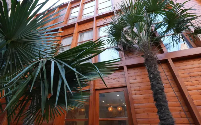 Отель Palm Tbilisi Boutique Hotel