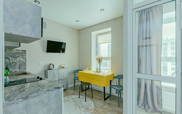 Na Yardem V Tikhom Meste Apartment
