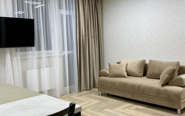 Stilnaya studiya u ploschadi Lenina Flat
