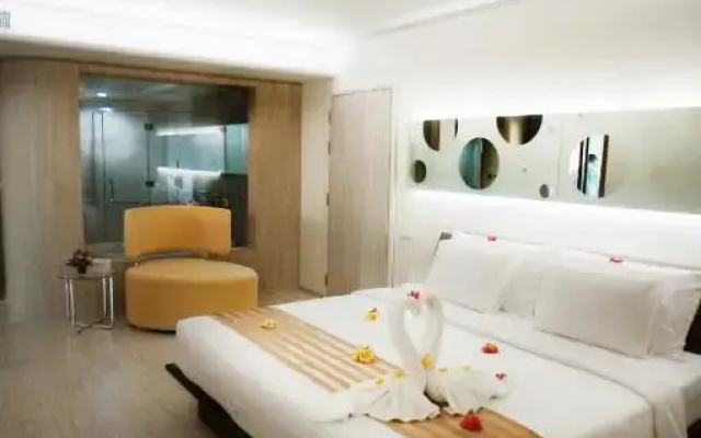 The Pattaya Discovery Beach Hotel Pattaya