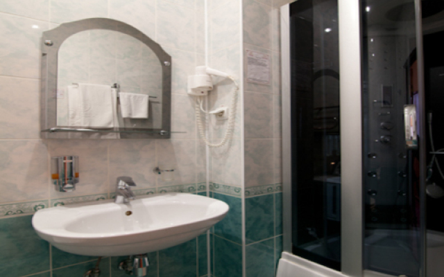 Отель Амакс