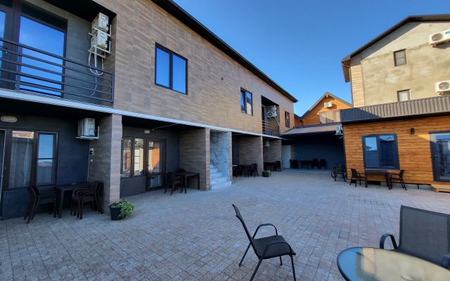Aura Guest House