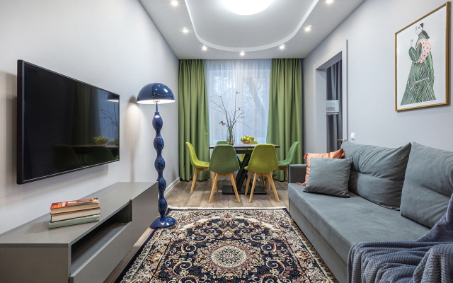 Квартира трехкомнатная Queenstay Остров мечты на Коломенской