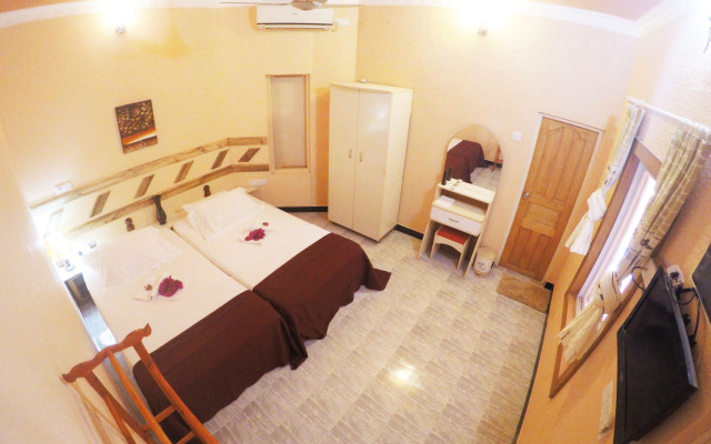 Wavoe Inn Guest House