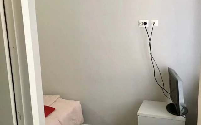 Spbinn Serpukhovskaya Guest House