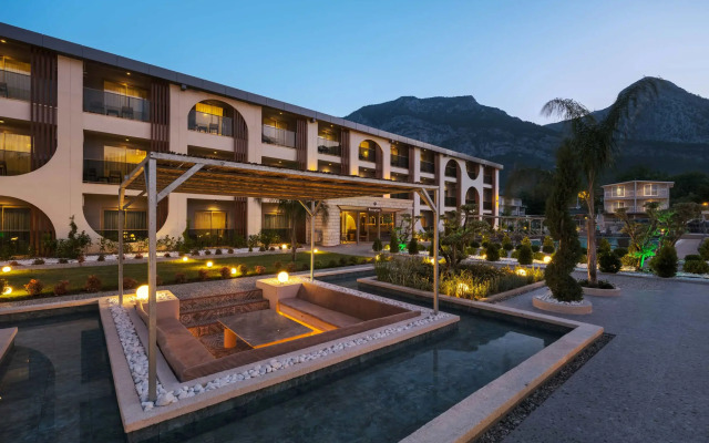 Monk Resort Hotel