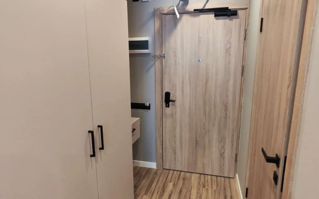 Na prospekte Energetikov 2k2 Flat
