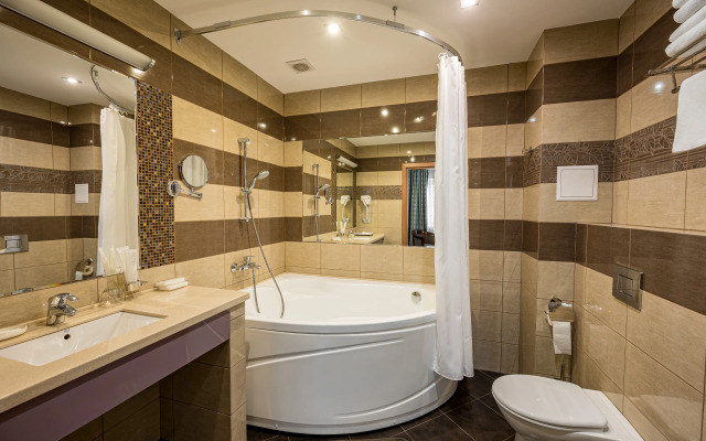 Sky Tsentr Krasnoyarsk Hotel