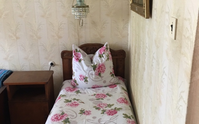 Gloria Guest House