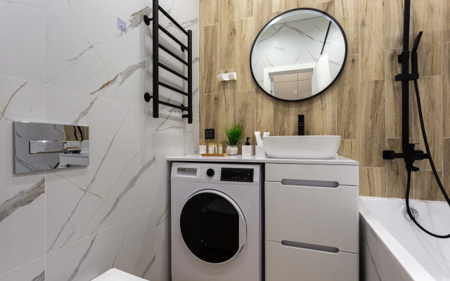Stilnaya S Balkonom U Morya Alleya 272/3 Flat