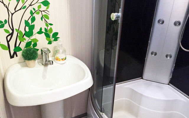 Апартаменты на Спутника 32