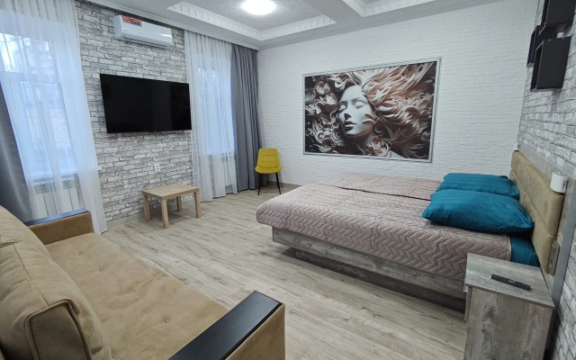Na Lenina 157 Apartment