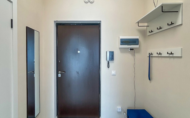 Sovremennaya Kvartira Na 4-Kh Gostey U Metro Flat