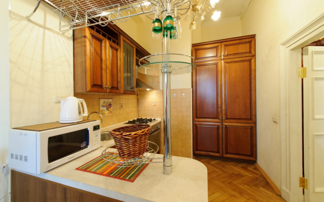 14 Two-Room Apartment