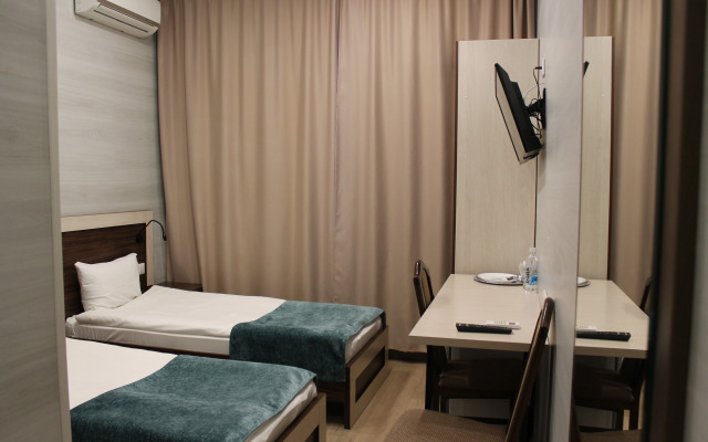 Отель Red Fox на Взлётной 2е