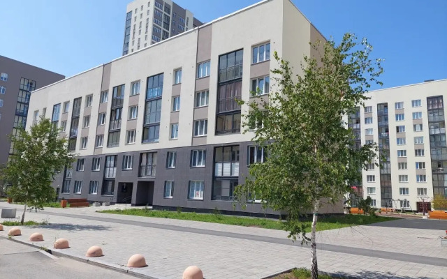 Три квартиры на Сахарова 2