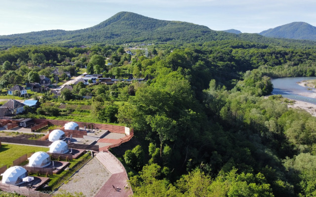 Терраса-глэмпинг