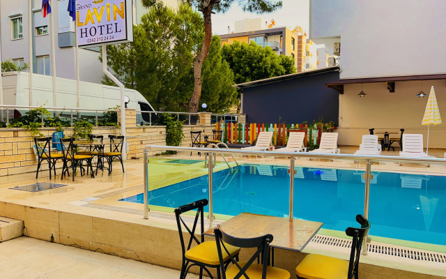 Grand LAVİN Hotel - Image 2