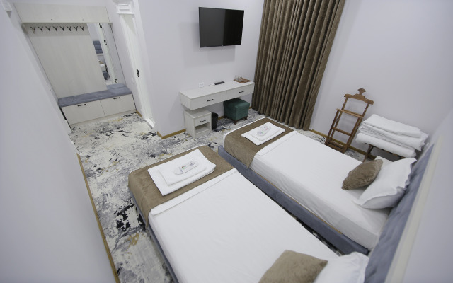 Отель Zehra Premium