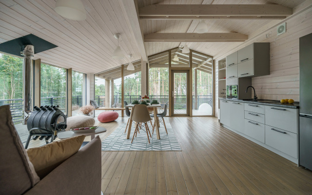 Частный дом пространства три тома у Финского залива