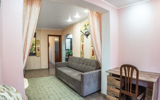 Uyutnaya Kvartira S Novym Remontom Apartments