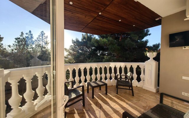 Sosnovyij Raj Villa