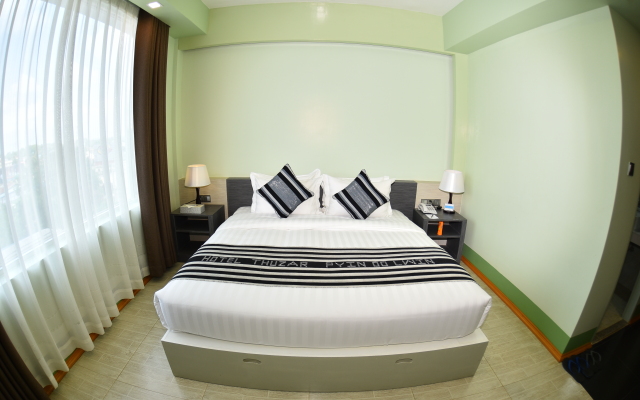 Thuzar Pyin Oo Lwin Hotel
