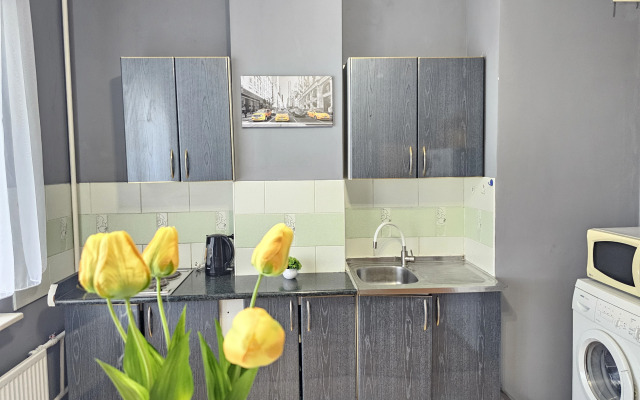 Квартира Просторная двухкомнатная на 10 этаже