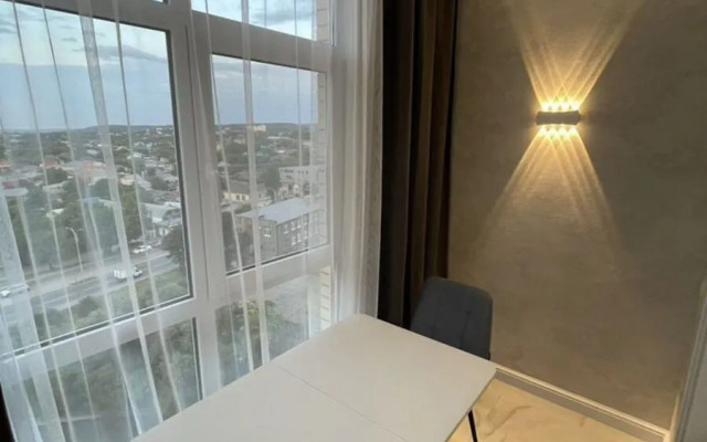 Novaya S Vidom Na Reku Flat