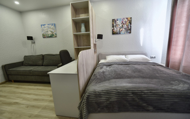 Na Bolshoy Okruzhnoy 2 Flat
