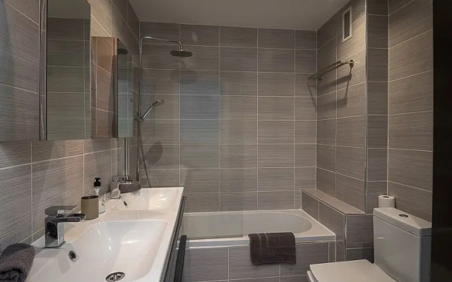 La Bandera Apartments