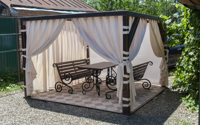 Apelsin Guest House
