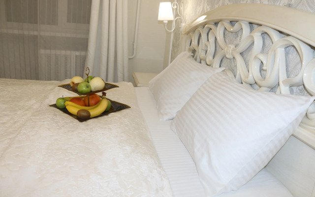 Na Sverdlova 79A NiceAparts Flat