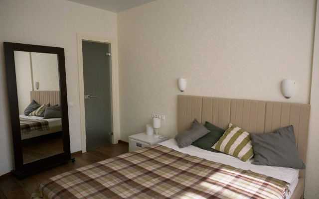 Апартаменты на Родионова