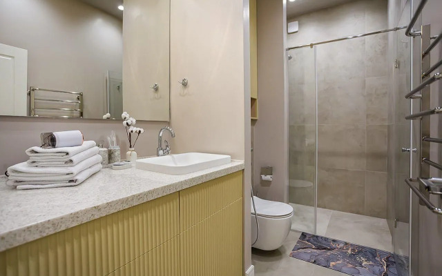 Na Ulitse Drazhinskogo 48 Flat